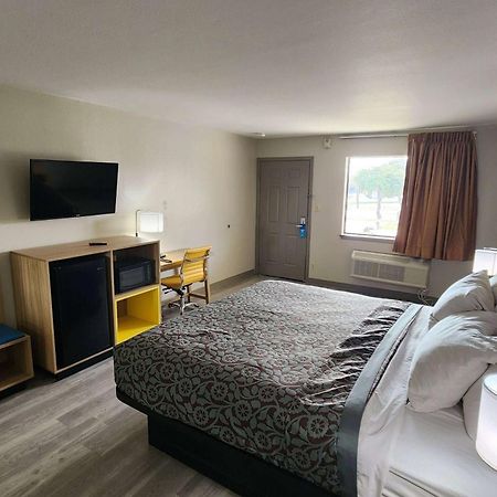 Days Inn Windcrest By Wyndham San Antonio Zewnętrze zdjęcie