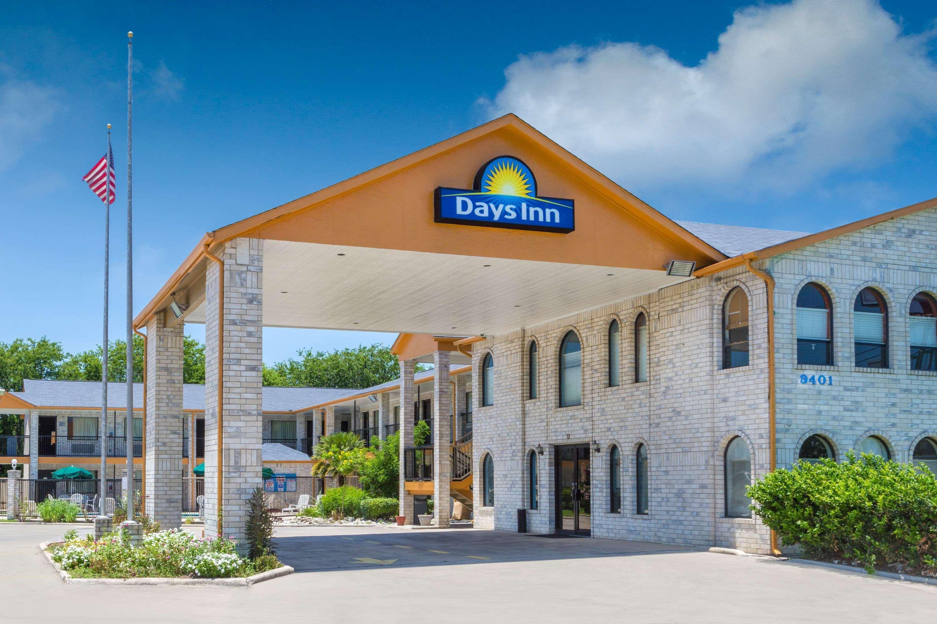 Days Inn Windcrest By Wyndham San Antonio Zewnętrze zdjęcie