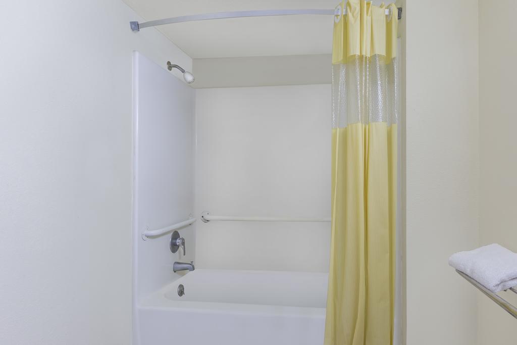 Days Inn Windcrest By Wyndham San Antonio Zewnętrze zdjęcie