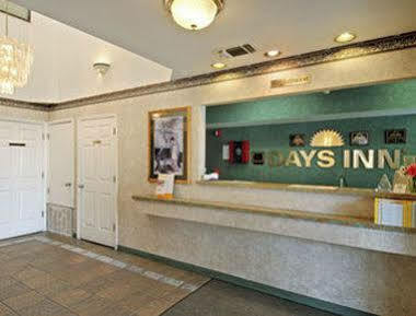 Days Inn Windcrest By Wyndham San Antonio Zewnętrze zdjęcie