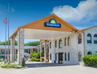 Days Inn Windcrest By Wyndham San Antonio Zewnętrze zdjęcie